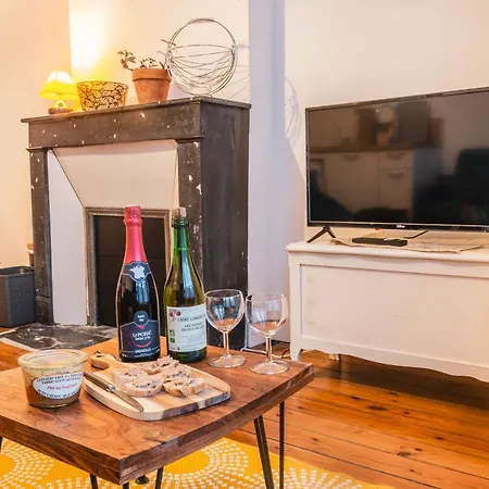 L'établissement Toimoinou, Hyper-centre, Vue Marché, Proche 150m, Lits Faits à Votre Arrivée, Serviettes De Toilette, Ménage, Inclu, Netflix, Accueil En Personne Dieppe