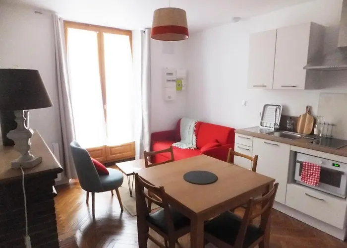 L'etablissement Toimoinou, Hyper-centre, Vue Marche, Proche 150m, Lits Faits A Votre Arrivee, Serviettes De Toilette, Menage, Inclu, Netflix, Accueil En Personne *