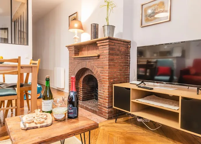 Διαμέρισμα L'etablissement Toimoinou, Hyper-centre, Vue Marche, Proche 150m, Lits Faits A Votre Arrivee, Serviettes De Toilette, Menage, Inclu, Netflix, Accueil En Personne